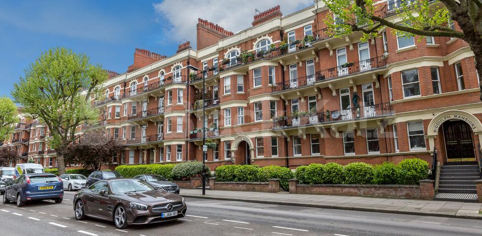 			NEW INSTRUCTION!, 4 Bedroom, 1 bath, 1 reception Flat			  Elgin Avenue, WARWICK AVENUE 